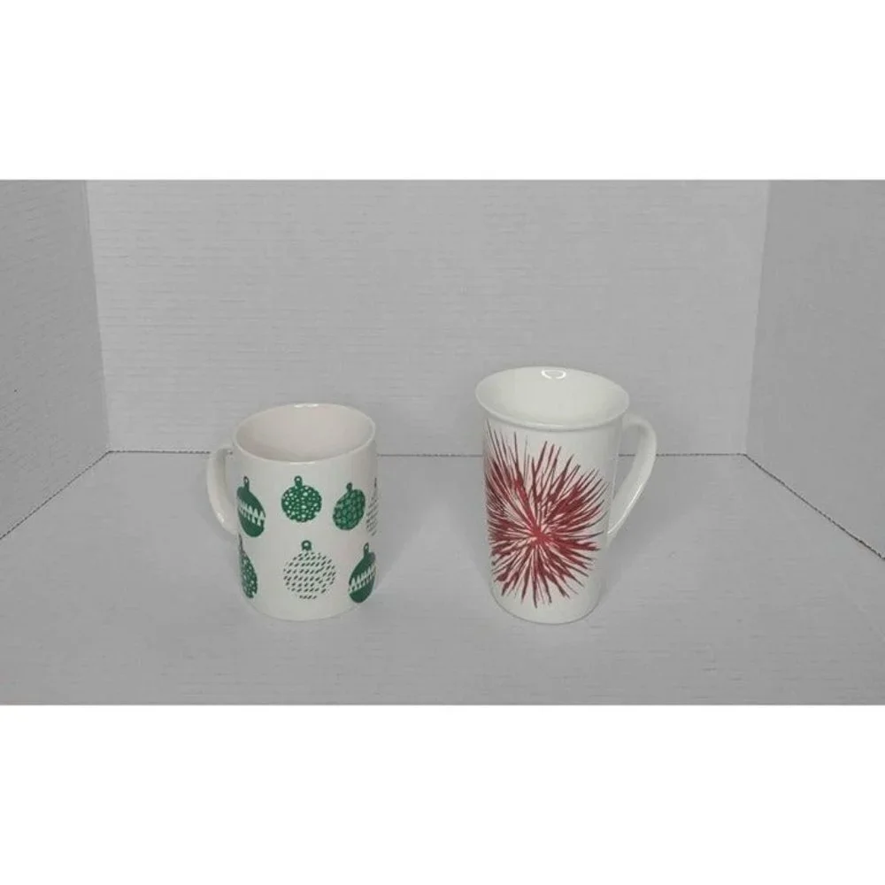 Starbucks Coffee Cups Set of 2 Green Christmas Tree Bells 2016 & Red Sta…